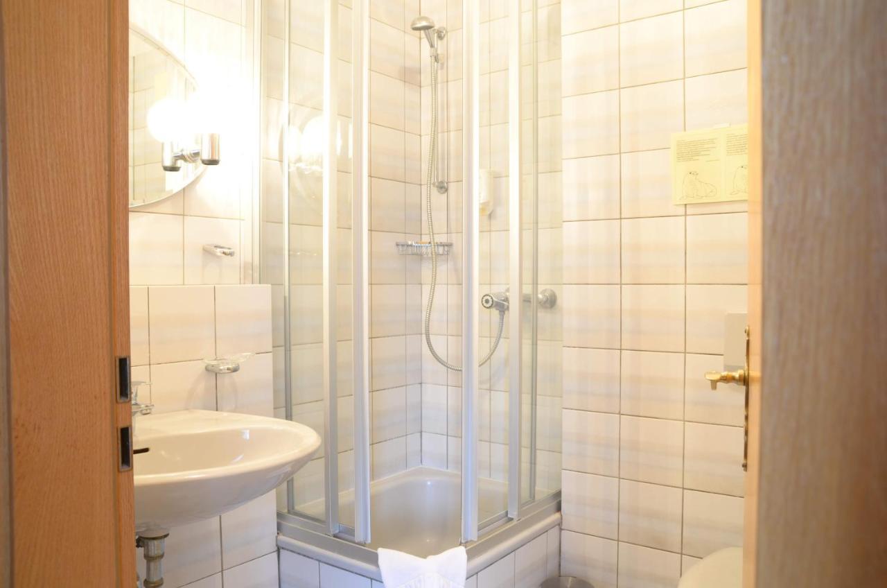 Waldhotel Twiehaus Garni Lubeck Ngoại thất bức ảnh